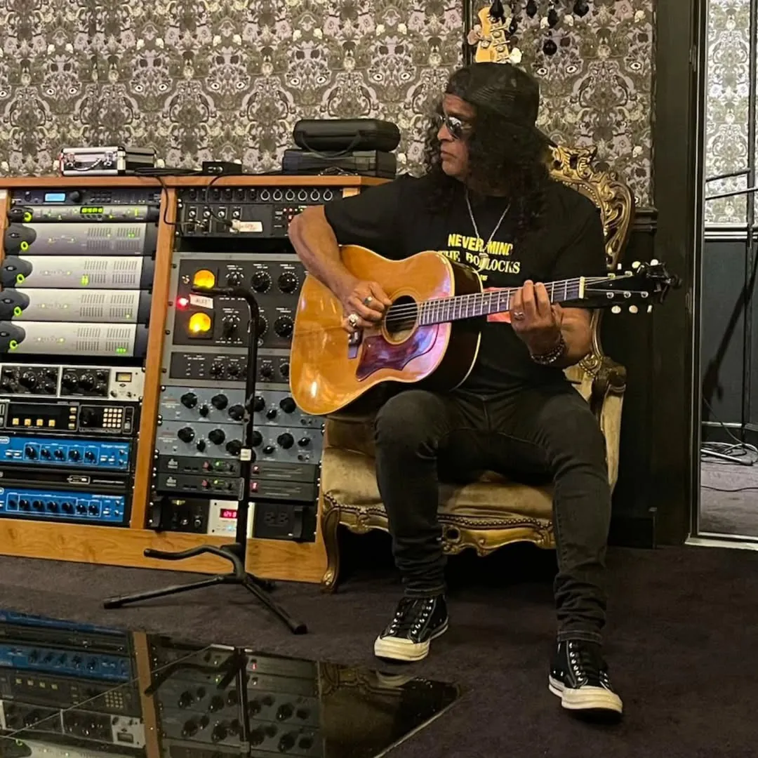 Slash Featuring Myles Kennedy The Conspirators