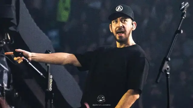 MIKE SHINODA Explains Why LINKIN PARK Kept Their Name: "Changing It Would Be Stupid"