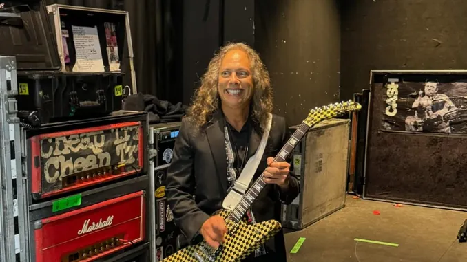 Metallica's KIRK HAMMETT Recalls Struggling With 'The Unforgiven': 'I Wasn't Prepared For It'