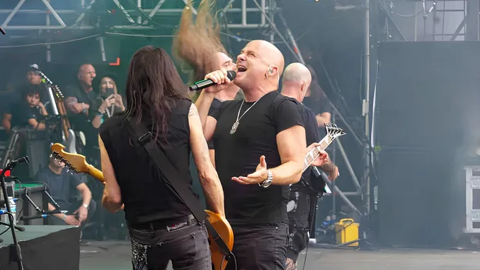 Disturbed's DAVID DRAIMAN On Crowd Reaction At Sabbath Farewell: 'A Few Jew Hating Morons'