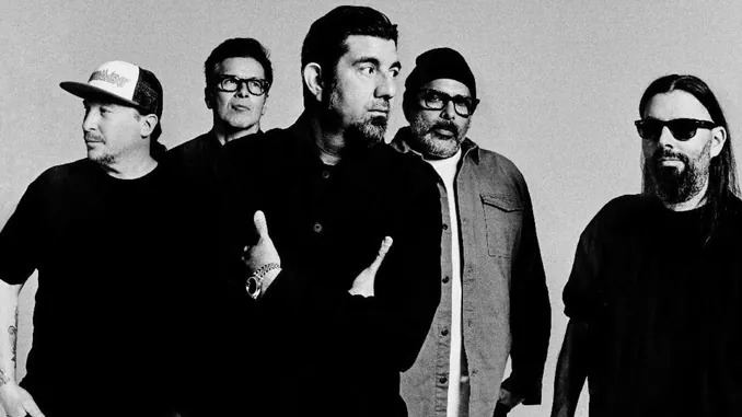 DEFTONES Return With New Album PRIVATE MUSIC And First Single 'MY MIND IS A MOUNTAIN'; VIDEO