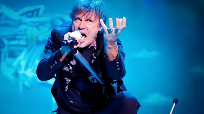 BRUCE DICKINSON Talks About Why IRON MAIDEN’s Sound Stops Him From Using 'Bone-Crushing Heaviness'